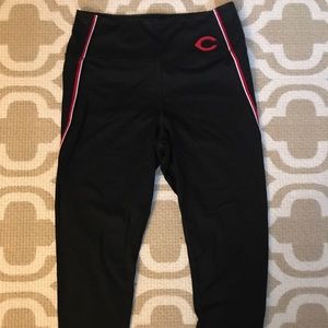 CINCINNATI REDS CROP LEGGINGS